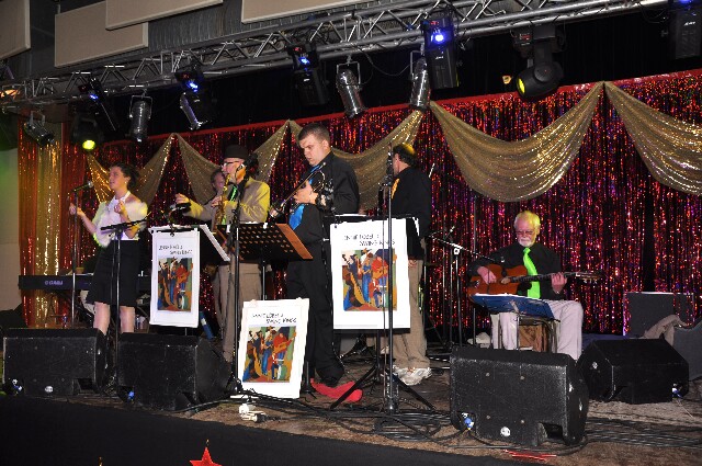 min 2008 11 08 fous swing 094